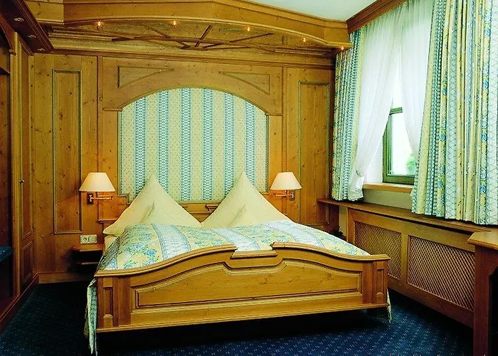 Augsburger Hof 4*