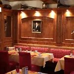 Hotel Augsburger Hof 4*
