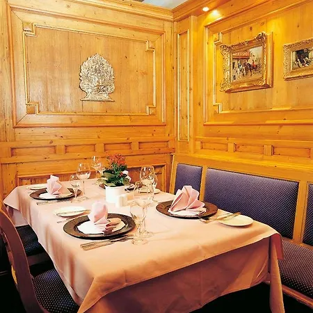 Augsburger Hof Otel