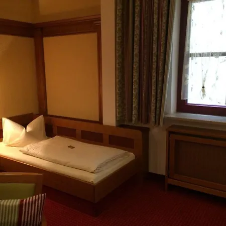 Augsburger Hof 4* אוגסבורג