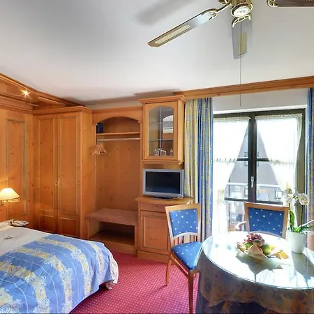 Augsburger Hof 4*